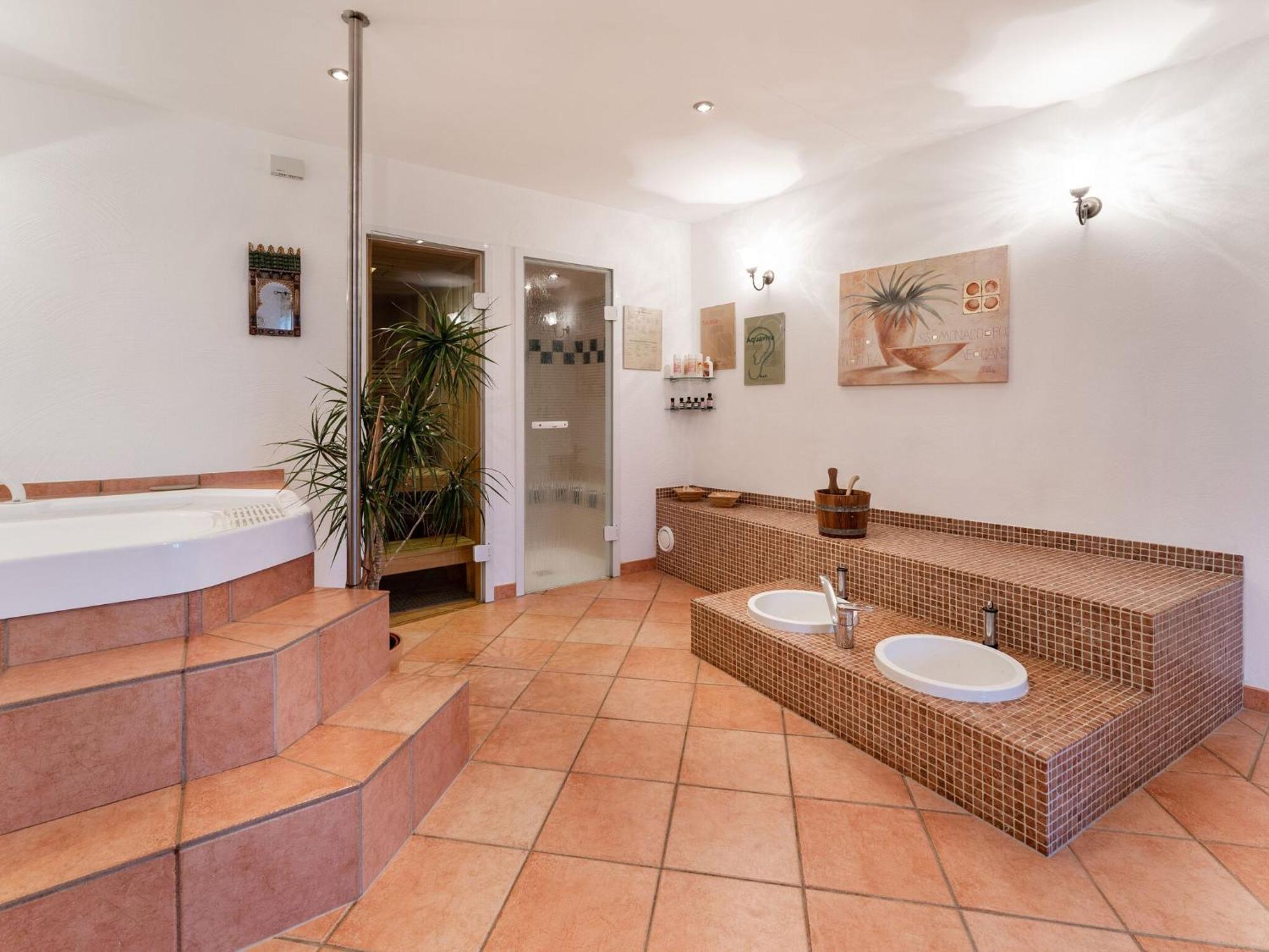 Apartment In Hellenthal With Wellness Oasis ภายนอก รูปภาพ